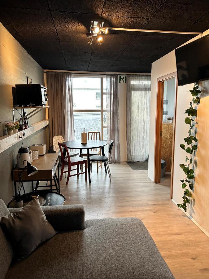 The Little Guesthouse Downtown - Keflavik Airport 外观 照片